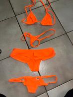 Wicked Weasel bikini. ZGAN. Maat S. 4 delig. Oranje., Ophalen of Verzenden, Zo goed als nieuw, Oranje, Bikini