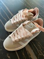 Adidas Canvas - Maat 39 1/3 - Nieuw!, Beige, Nieuw, Ophalen of Verzenden, Sneakers of Gympen