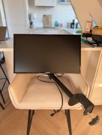 Samsung Screen & Monitor Arm beschikbaar voor biedingen