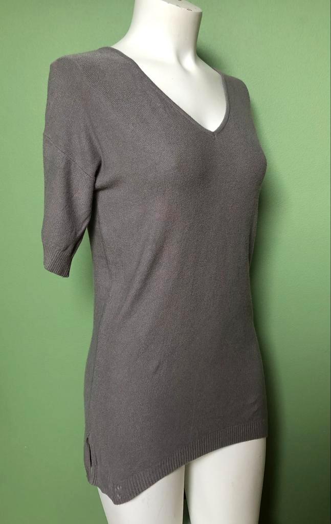 Beige top met V hals. Ready to Fish bij Ylja . Maat 36/38., Kleding | Dames, Tops, Gedragen, Maat 36 (S), Beige, Korte mouw, Ophalen of Verzenden