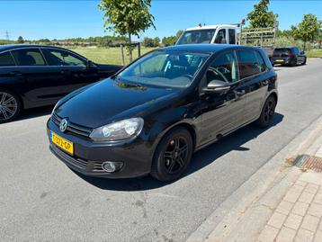Volkswagen Golf 1.4 TSI 90KW 5D 2011 Zwart Airco/Nw APK! beschikbaar voor biedingen