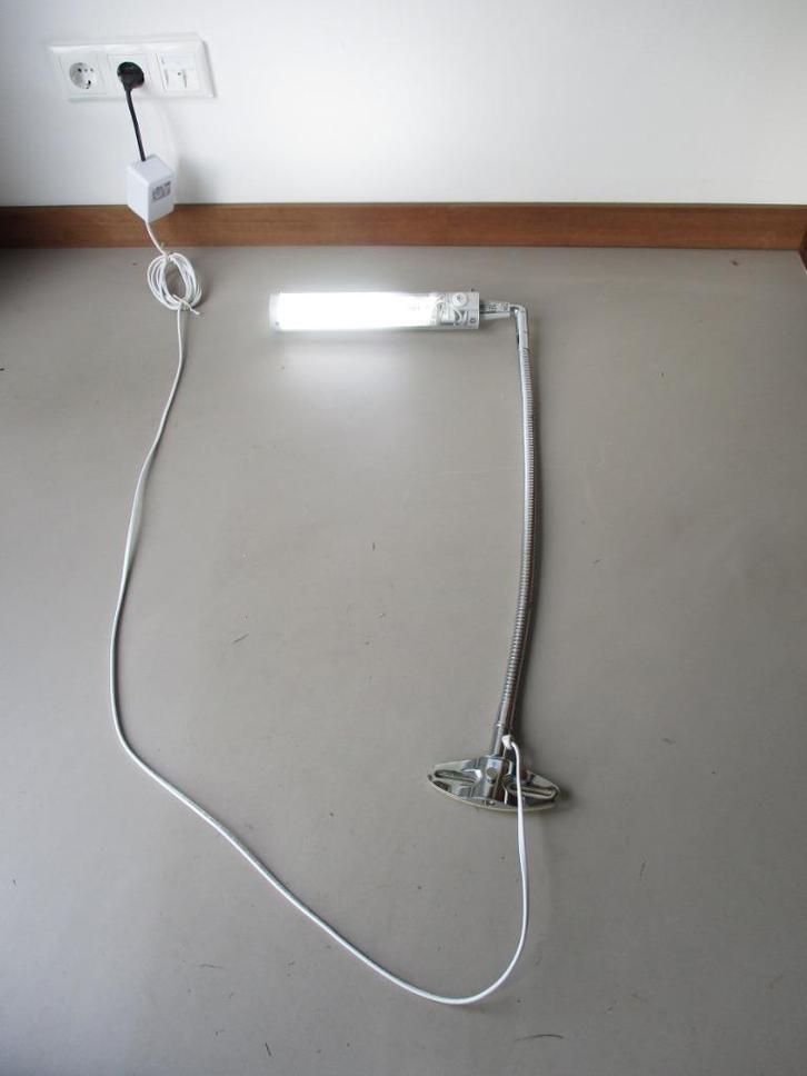 Daglichtlamp; bevestiging muur of schildersezel / tekentafel, Huis en Inrichting, Lampen | Hanglampen, Gebruikt, Minder dan 50 cm