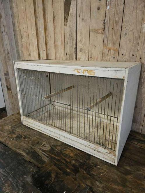 brocante kooi ``WOONWINKEL RUSTIEK``, Antiek en Kunst, Curiosa en Brocante, Ophalen of Verzenden