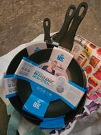 3 Nieuwe BK Easy Basic Koekenpannen - 24 & 28 cm, Huis en Inrichting, Keuken | Potten en Pannen, Ophalen, Keramische plaat, Koekenpan of Braadpan
