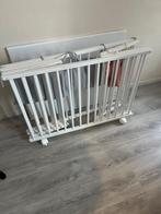 Inklapbare box voor baby met wieltjes, Kinderen en Baby's, Babywiegjes en Ledikanten, Ophalen, Gebruikt, Overige typen
