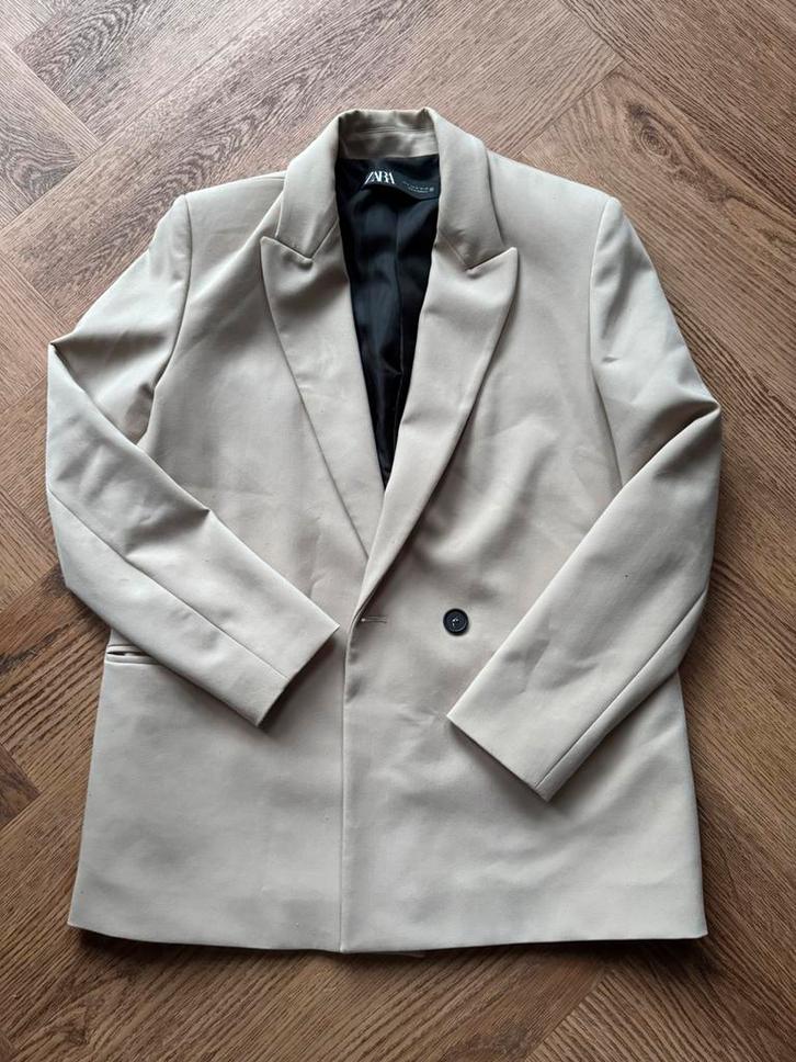 Zara oversized blazer beige – maat XS, Kleding | Dames, Jasjes, Kostuums en Pakken, Zo goed als nieuw, Jasje, Maat 34 (XS) of kleiner