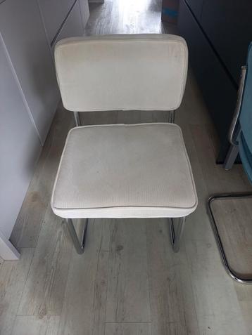 4 ribstof buisframe eetkamerstoelen crème  beschikbaar voor biedingen
