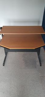 Bureau, Ophalen, Zo goed als nieuw, Bureau