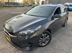 Kia Ceed Sportswagon 1.5 T-GDi MHEV HYBRID DYNAMIC PlusLine, Gebruikt, 4 cilinders, Met garantie (alle), 1337 kg