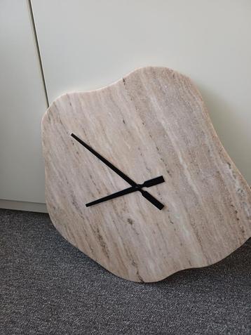 By Boo Marmer Klok - Uniek Design! beschikbaar voor biedingen