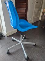 stoel, Huis en Inrichting, Stoelen, Ophalen, Kunststof, Blauw, Zo goed als nieuw