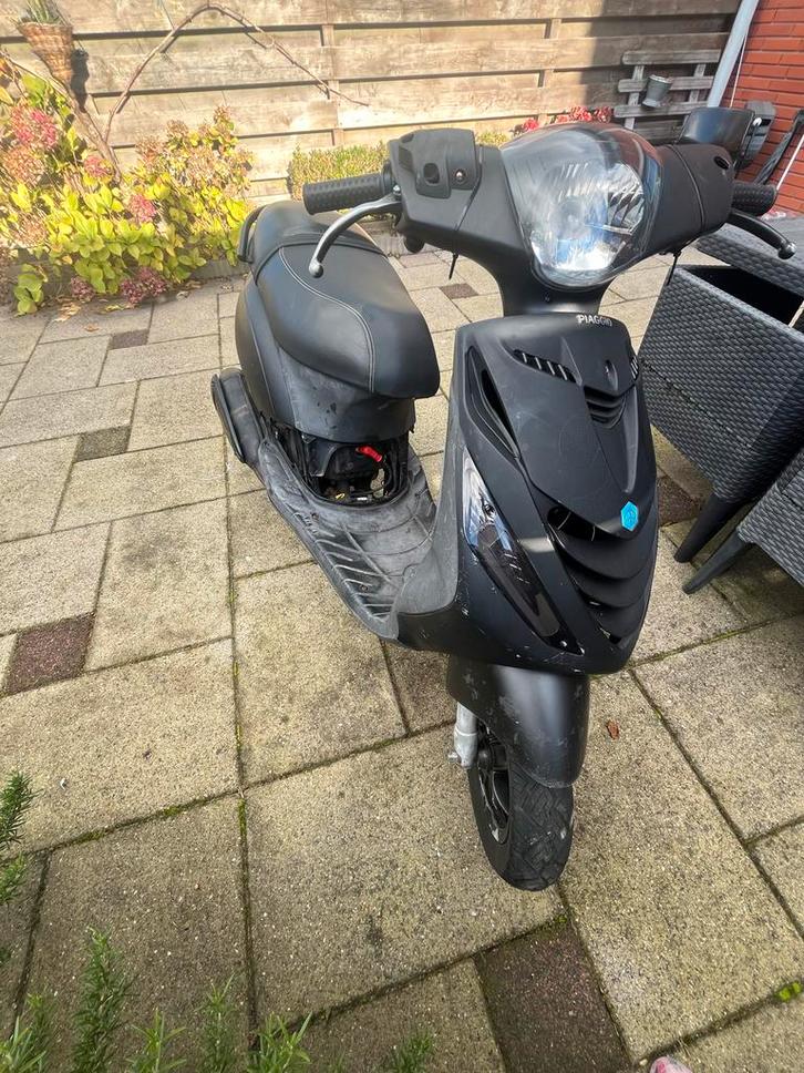 Piaggio Zip 125cc 2T opknapper, Fietsen en Brommers, Scooters | Yamaha, Gebruikt, Overige modellen, Maximaal 45 km/u, Tweetakt