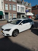 Seat Leon 1.6 TDI 81KW ST 2014 Wit, Auto's, Voorwielaandrijving, Zwart, 4 cilinders, Leon