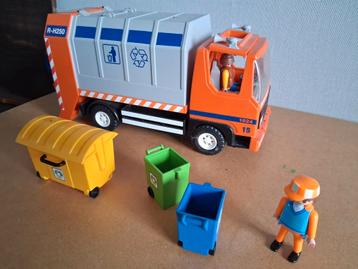 Playmobile vuilniswagen  beschikbaar voor biedingen
