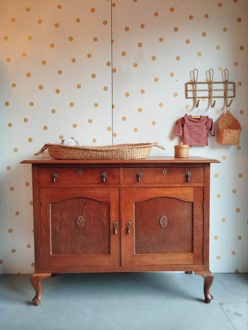 Vintage commode / massief eikenhout / BABYKAMER meubels, Kinderen en Baby's, Kinderkamer | Commodes en Kasten, Zo goed als nieuw