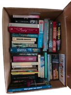 16 Dozen vol met boeken, Ophalen, Zo goed als nieuw, Verschillende onderwerpen