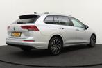 Volkswagen GOLF Variant 1.0 eTSI Business+ Memory Adapt. Cru, Auto's, Volkswagen, Stof, Gebruikt, 23 km/l, Origineel Nederlands