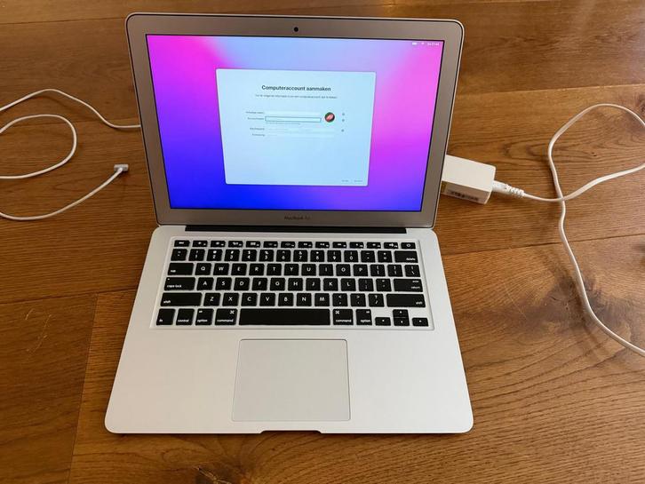 Macbook Air (13-inch, Early 2015), Computers en Software, Apple Macbooks, Zo goed als nieuw, MacBook Air, 13 inch, Minder dan 2 Ghz