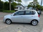 Chevrolet Aveo 1.2 16V LS A-C Elek Pakket Trekhaak Nw Apk, Auto's, Chevrolet, Voorwielaandrijving, Stof, Gebruikt, 4 cilinders