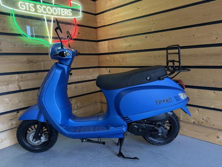 DJJD Bromscooter Cashmere Luxury (WY50QT-86) (bj 2021), Fietsen en Brommers, Brommers | Overige merken, Gebruikt