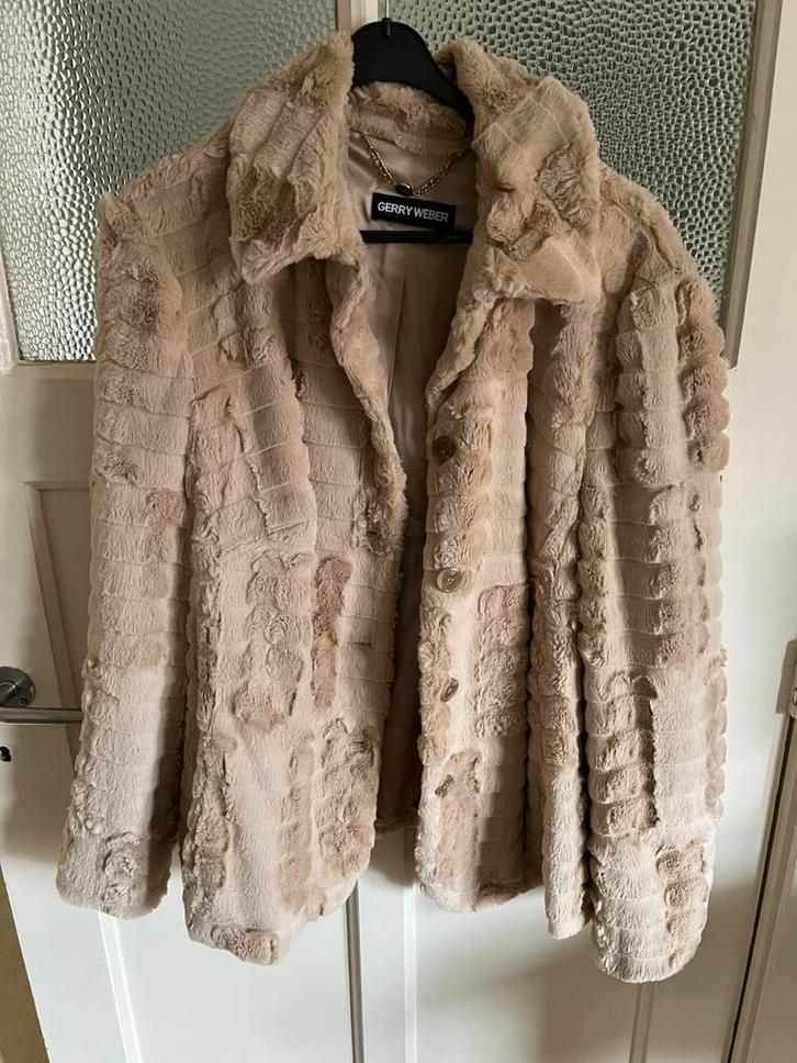 ‘Bont’jasje van Gerry Weber, Kleding | Dames, Jassen | Winter, Zo goed als nieuw, Maat 46/48 (XL) of groter, Beige, Ophalen of Verzenden