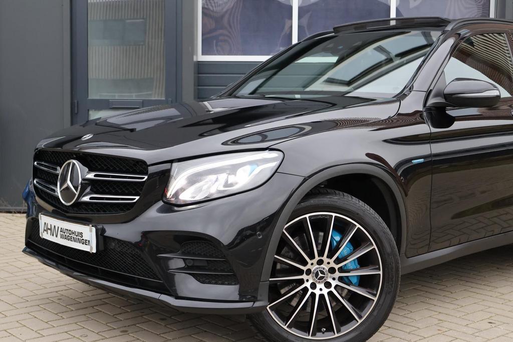 Mercedes-Benz GLC 350e|BURMESTER|PANO|4MATIC|TREKHAAK|, Automaat, 4 cilinders, Zwart, Hybride Elektrisch/Benzine