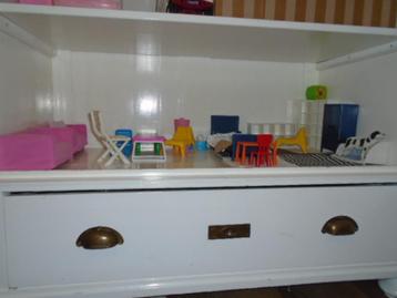 Barbie meubels poppenhuis, bank - bed - kast  oa van Ikea beschikbaar voor biedingen