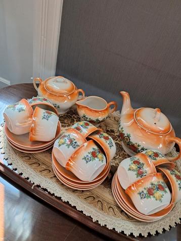 Serviesset theeservies bloemen beschikbaar voor biedingen