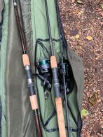 Karperhengeltas met  karperhengels en vrijloop molens, Watersport en Boten, Hengelsport | Karpervissen, Ophalen, Gebruikt, Complete set
