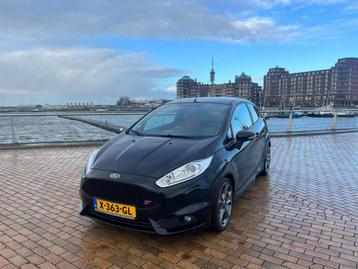 Ford Fiesta 1.6 ST 134KW/183 PK 2016 Zwart