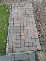 Gratis ophalen 1.4 m2 cobble stones, Ophalen, Gebruikt, Klinkers, 10 m² of meer