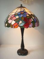 Vintage Tiffany Tafellamp Art Nouveau Stijl H. 62 cm,Diam 40, Antiek en Kunst, Antiek | Lampen, Ophalen