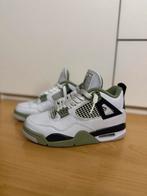 Air jordan 4, Kleding | Dames, Schoenen, Ophalen of Verzenden, Groen, Sneakers of Gympen, Zo goed als nieuw
