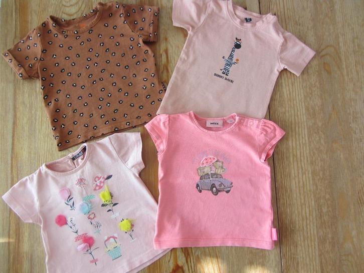 T-shirtjes maat 62, Kinderen en Baby's, Babykleding | Maat 62, Zo goed als nieuw, Meisje, Shirtje of Longsleeve, Ophalen of Verzenden