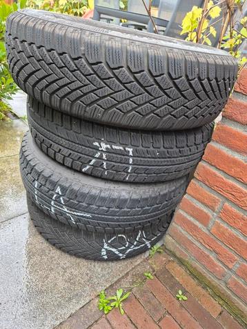 Set winterbanden 165/70 R14 samen €50 beschikbaar voor biedingen