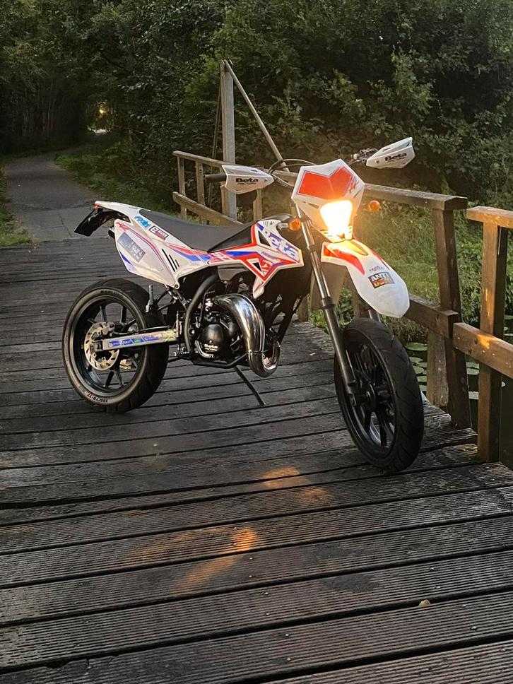 Beta rr 50 Track, Fietsen en Brommers, Brommers | Derbi, Zo goed als nieuw, Maximaal 45 km/u, Ophalen