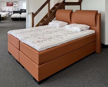 Boxspring Levo Showroom Model 180x200cm € 1399!! beschikbaar voor biedingen