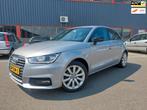 Audi A1 Sportback 1.0 TFSI Pro Line / DSG AUTOMAAT / NL AUTO, Auto's, Audi, Stof, Euro 6, 4 stoelen, 23 km/l