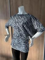 Asymmetrische Top trui zebraprint, Kleding | Dames, Ophalen of Verzenden, Zo goed als nieuw, Maat 38/40 (M), Grijs