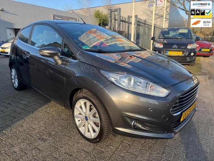 Ford Fiesta 1.0 ecoboost Titanium,125 pk clima / airco, elec, Auto's, Ford, Bedrijf, Te koop, Fiësta, ABS, Airbags, Airconditioning