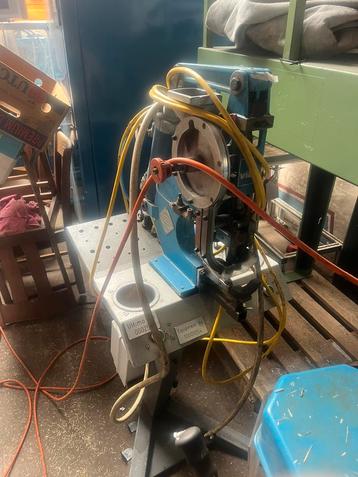 Te koop grote fabrieks machines beschikbaar voor biedingen