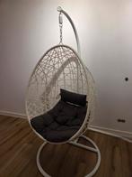 Schommelstoel ei  - altijd binnen gestaan, Ophalen, Gebruikt, Wit, Metaal