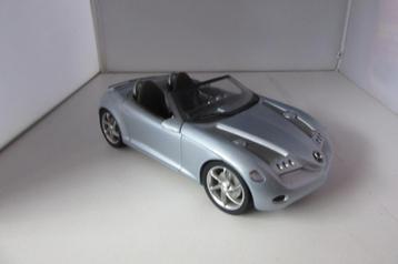 Mercedes SLA Roadster 1;18 beschikbaar voor biedingen