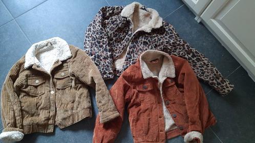 Corderoy jasjes mt 128/140 jassen, sneakers mt 39, Kinderen en Baby's, Kinderkleding | Maat 128, Zo goed als nieuw, Meisje, Jas