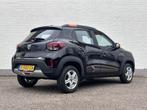 Dacia Spring Comfort Plus 27 kWh Automaat / Dealer onderhoud, Stof, Gebruikt, 8 €/maand, Zwart