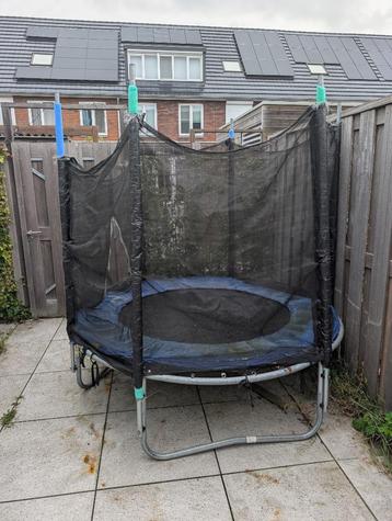 Trampoline  beschikbaar voor biedingen