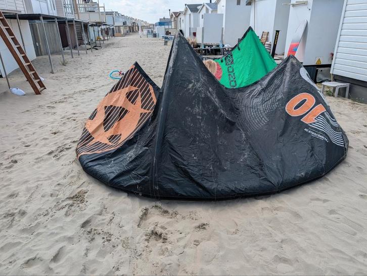 Ozone reo v4 10m2, Watersport en Boten, Kitesurfen, Gebruikt, Kite, 10 m², Geen board, Ophalen of Verzenden