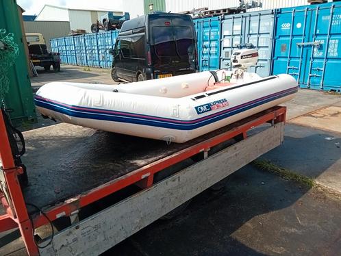 Zodiac 335 OMC, Watersport en Boten, Rubberboten, Zo goed als nieuw, Zodiac, Minder dan 70 pk, Benzine, Ophalen