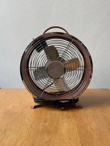 Retro Tafelventilator beschikbaar voor biedingen