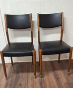 Twee Scandinavische jaren 60 stoeltjes, Huis en Inrichting, Stoelen, Scandinavisch design, Twee, Bruin, Zo goed als nieuw